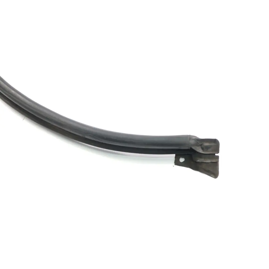Mercedes Sprinter W906 Joint d'étanchéité du couvercle de coffre arrière gauche - SKU A9067470130 - Numéro de pièce A9067470130