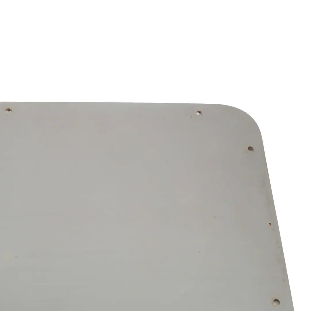 Porta posteriore sinistra N/S Copertura rivestimento inferiore per Mercedes W906 con numero di parte A9067470371 Mercedes W906 Porta posteriore sinistra N/S Copertura rivestimento inferiore - SKU A9067470371 - Numero di parte A9067470371