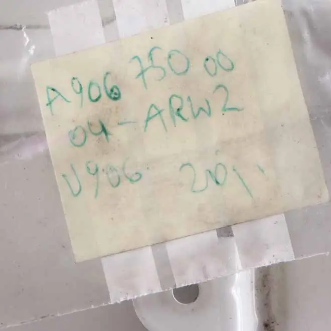 Flap Tank Cap Cover Trim Arctic White - 9147 to Mercedes Sprinter W906 Fuel with Part number A9067500004 Mercedes Sprinter W906 Fuel Flap Tank Cap Cover Trim Arctic White - 9147 - SKU A9067500004-ARW2 - Part number A9067500004