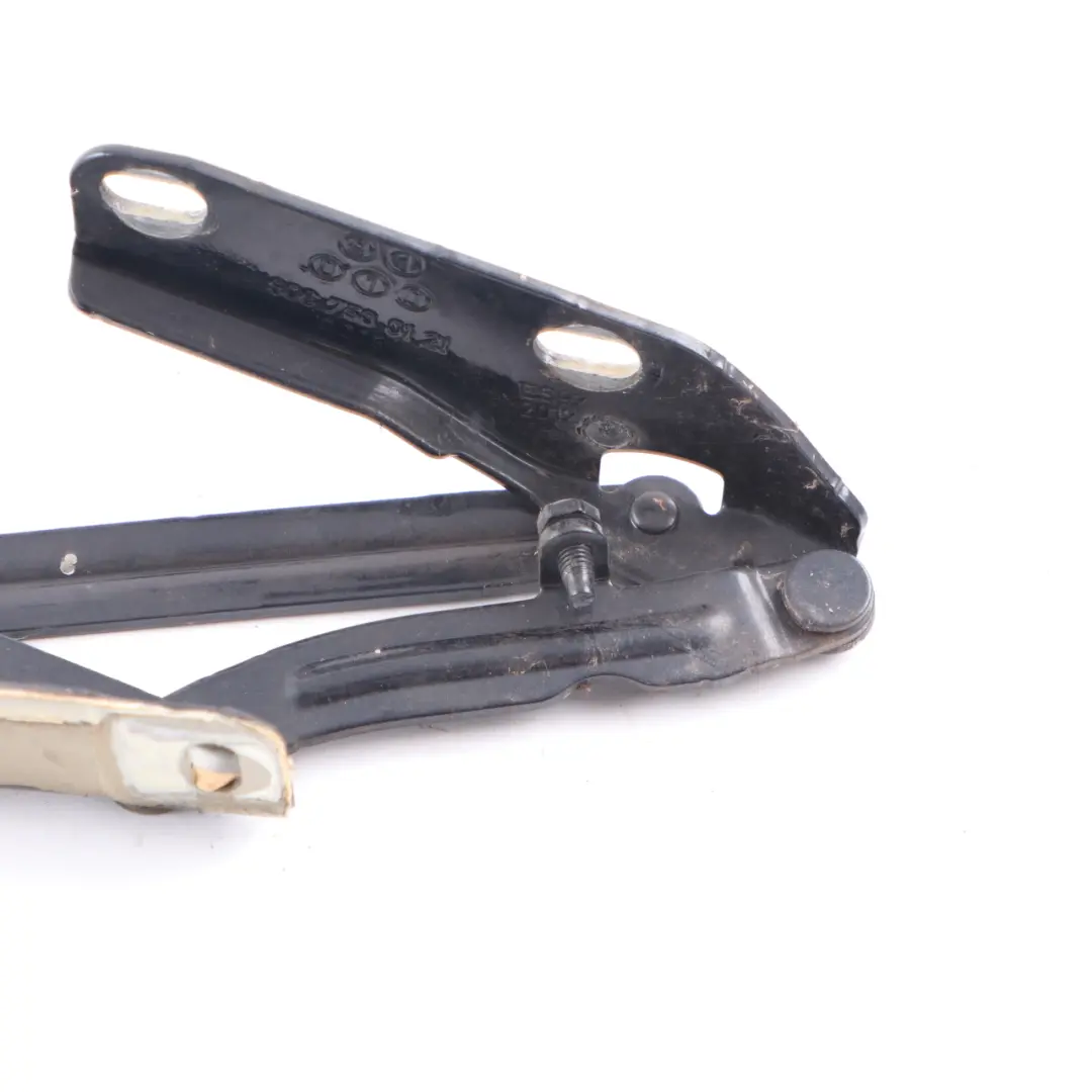 Hood Bonnet Hinge Right O/S Nacht Black H9Z to Mercedes W906 Crafter I with Part number A9067500121 Mercedes W906 Crafter I Hood Bonnet Hinge Right O/S Nacht Black H9Z - SKU A9067500121-NAM - Part number A9067500121