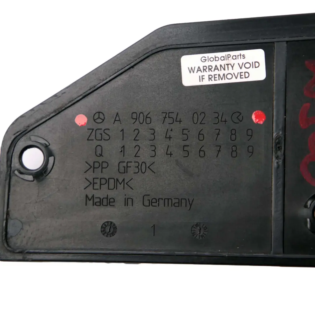 Mercedes W906 Couvercle Porte Remplissage Reservoir Carburant Avec Garniture - SKU A9067540234 - Numéro de pièce A9067540234