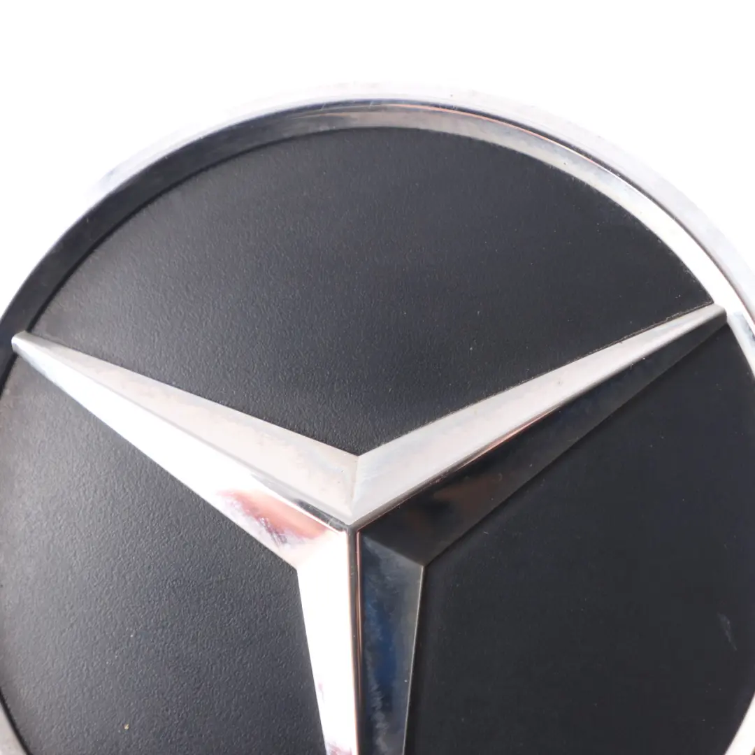 Puerta Trasera del Maletero Emblema Estrella Logo para Mercedes Sprinter W906 con número de pieza A9067580058 Mercedes Sprinter W906 Puerta Trasera del Maletero Emblema Estrella Logo - SKU A9067580058 - Número de pieza A9067580058