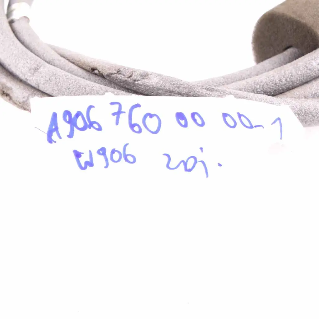 Cavo Bowden Bloccaggio porta scorrevole posteriore per Mercedes W906 con numero di parte A9067600000 Mercedes W906 Cavo Bowden Bloccaggio porta scorrevole posteriore - SKU A9067600000-1 - Numero di parte A9067600000