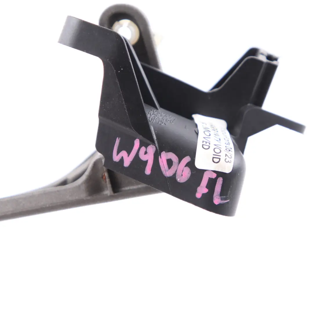 Mercedes W906 Poignée de porte intérieure gauche - SKU A9067600161 - Numéro de pièce A9067600161