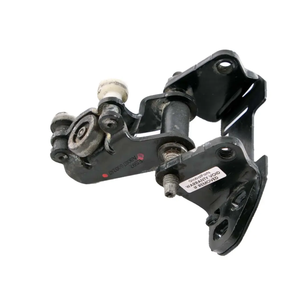 Puerta Corredera Rodillo Bisagra Central Izquierda para Mercedes W906 con número de pieza A9067600247 Mercedes W906 Puerta Corredera Rodillo Bisagra Central Izquierda - SKU A9067600247 - Número de pieza A9067600247