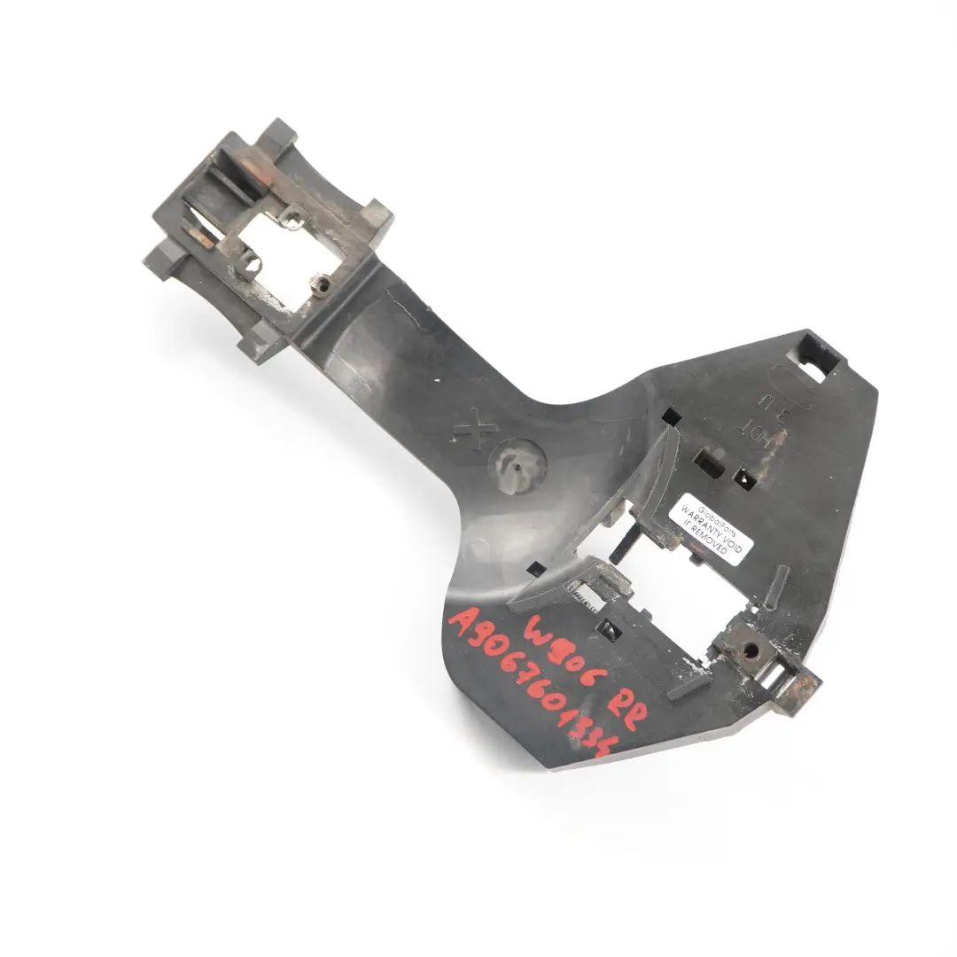 Manija Agarradera Puerta Portador Trasero Derecha para Mercedes W906 con número de pieza A9067601334 Mercedes W906 Manija Agarradera Puerta Portador Trasero Derecha - SKU A9067601334 - Número de pieza A9067601334