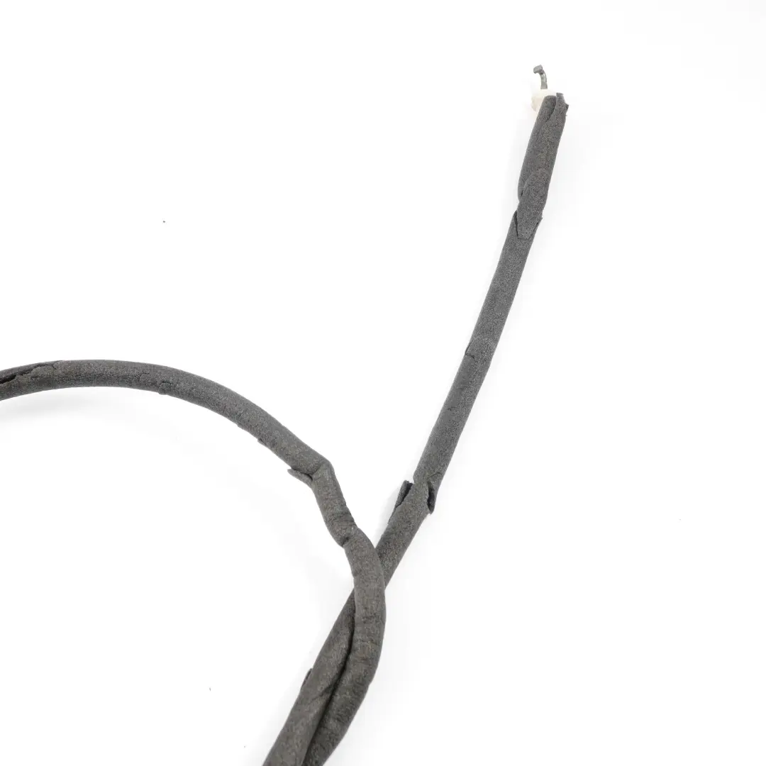 Mercedes-Benz Sprinter W906 Cable de commande de la porte arriere gauche pour à propos du numéro de pièce A9067605404 Mercedes-Benz Sprinter W906 Cable de commande de la porte arriere gauche - SKU A9067605404 - Numéro de pièce A9067605404