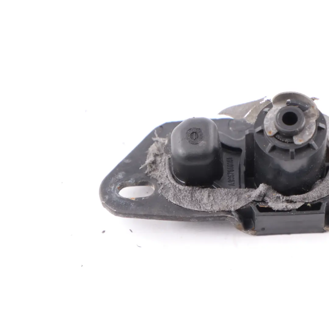 Serrure coulissante Loquet anneau supérieur gauche pour Mercedes W906 à propos du numéro de pièce A9067660161 Mercedes W906 Serrure coulissante Loquet anneau supérieur gauche - SKU A9067660161 - Numéro de pièce A9067660161