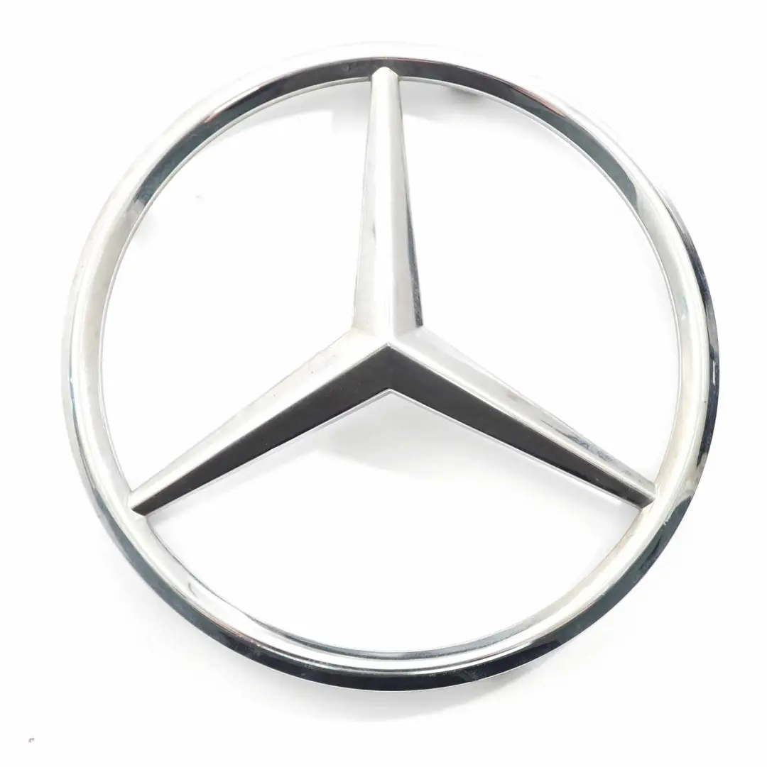 Emblema anteriore Mercedes W906 Logo Stella Griglia Base Cromo per con numero di parte A9068170016 Emblema anteriore Mercedes W906 Logo Stella Griglia Base Cromo - SKU A9068170016 - Numero di parte A9068170016