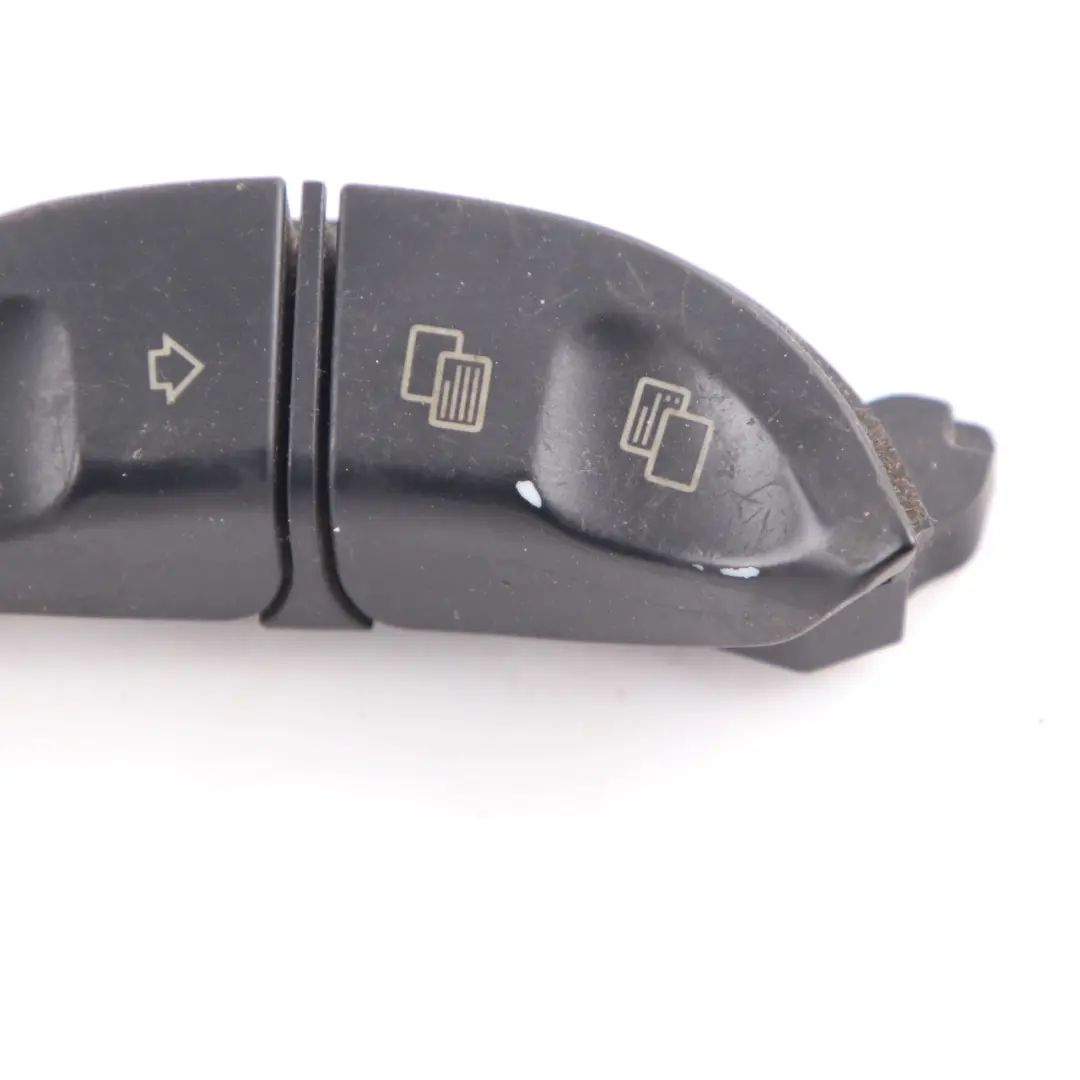 Schalter Taste Multifunktionslenkrad für Mercedes Sprinter W906 mit Teilenummer A9068200010 Mercedes Sprinter W906 Schalter Taste Multifunktionslenkrad - SKU A9068200010-1 - Teilenummer A9068200010