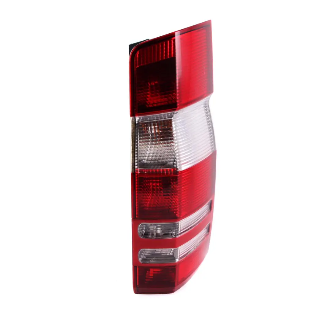 Mercedes-Benz Sprinter W906 Feu arrière droit pour à propos du numéro de pièce A9068200264 Mercedes-Benz Sprinter W906 Feu arrière droit - SKU A9068200264 - Numéro de pièce A9068200264