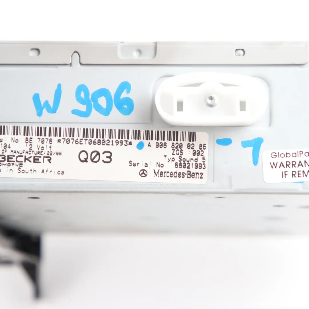 Radio Mercedes Vito W639 Sprinter W906 Audio Stereo Head Unit to CD with Part number A9068200286 CD Radio Mercedes Vito W639 Sprinter W906 Audio Stereo Head Unit - SKU A9068200286-1 - Part number A9068200286