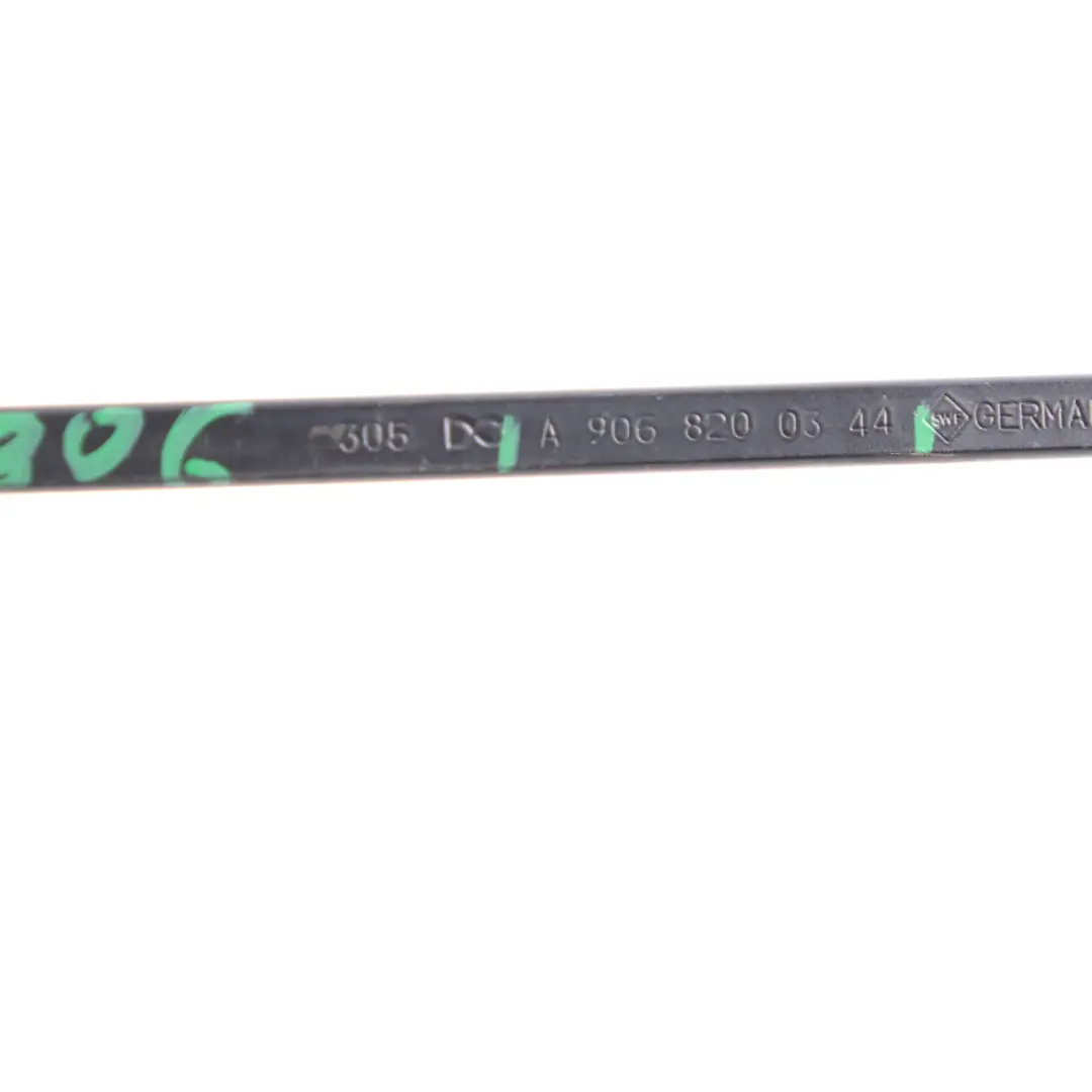 Windscreen Front Wiper Arm Right O/S to Mercedes Sprinter W906 with Part number A9068200344 Mercedes Sprinter W906 Windscreen Front Wiper Arm Right O/S - SKU A9068200344 - Part number A9068200344