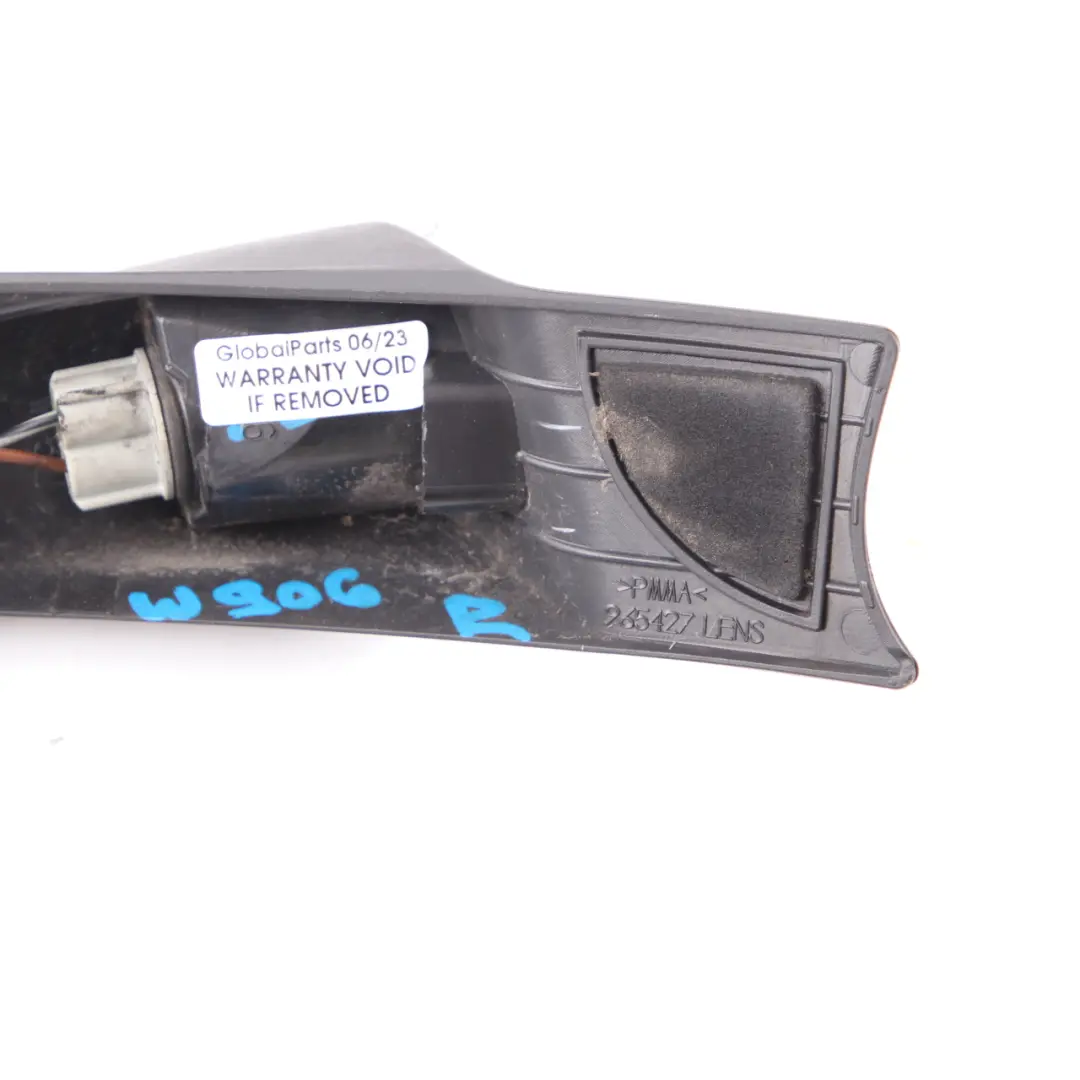 Roof Light Lamp Top Marker Front Left N/S to Mercedes Sprinter W906 with Part number A9068200556 Mercedes Sprinter W906 Roof Light Lamp Top Marker Front Left N/S - SKU A9068200556 - Part number A9068200556