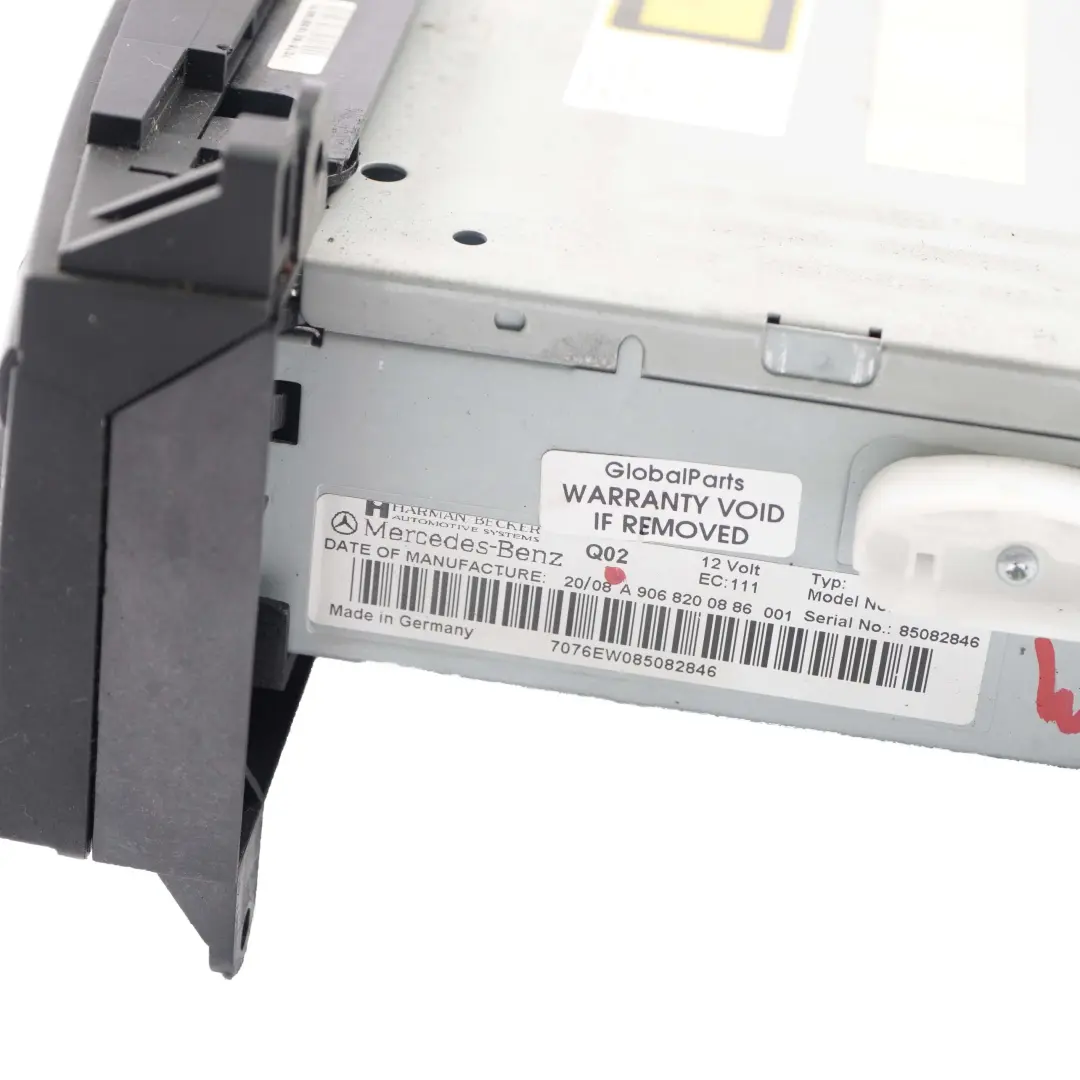 Radio Head Mercedes Vito W639 Sprinter W906 CD Audio Stereo Unit to with Part number A9068200886 Radio Head Mercedes Vito W639 Sprinter W906 CD Audio Stereo Unit - SKU A9068200886 - Part number A9068200886