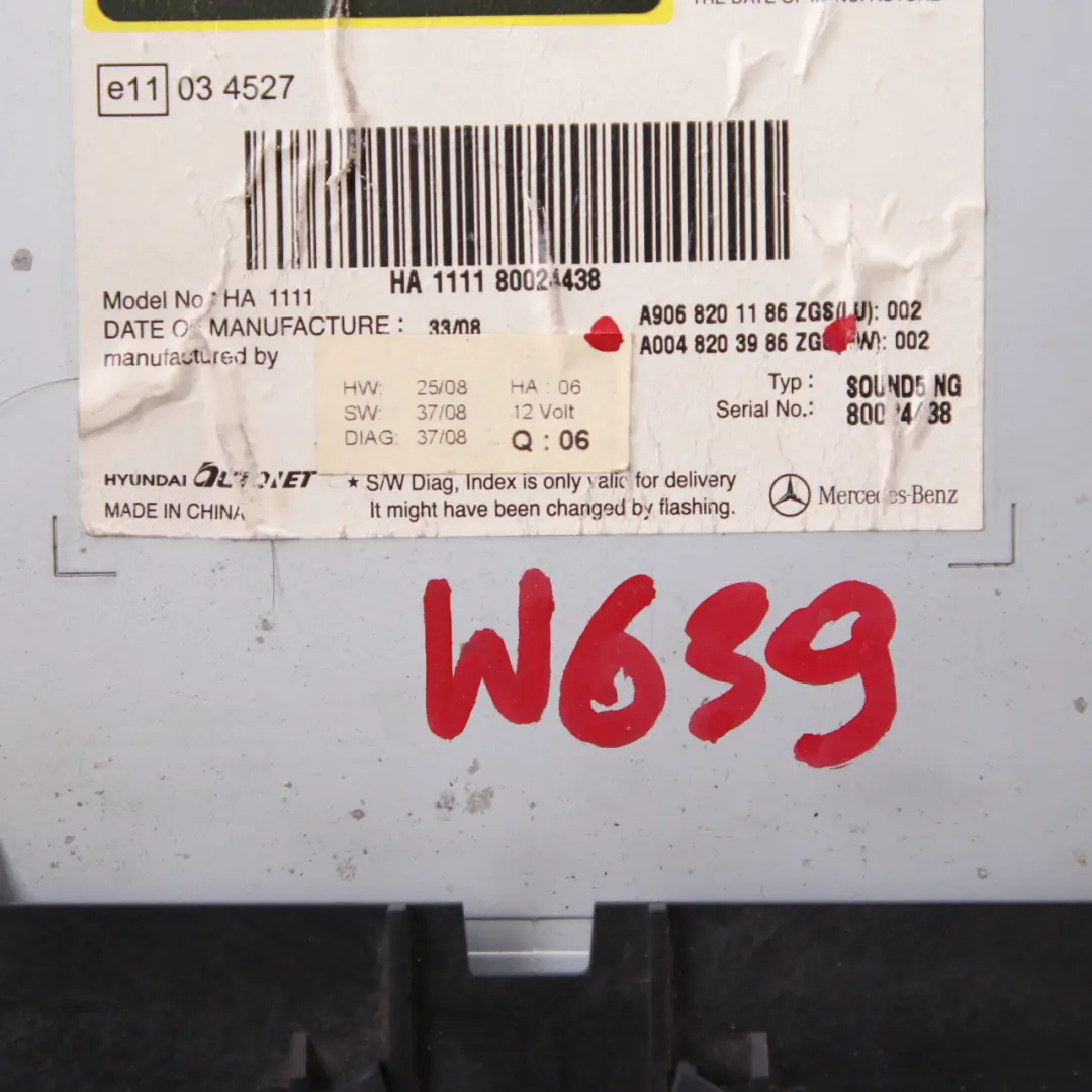 Audio Stereo Radio Hauptgerät für Mercedes Vito W639 Sprinter W906 CD mit Teilenummer A9068201186 Mercedes Vito W639 Sprinter W906 CD Audio Stereo Radio Hauptgerät - SKU A9068201186 - Teilenummer A9068201186