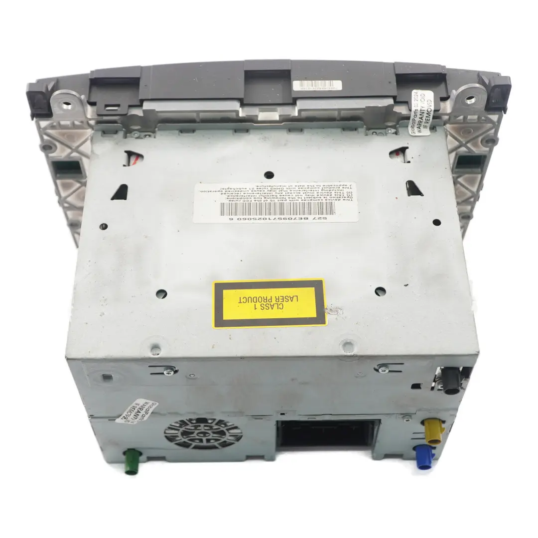 Unidad principal de audio estéreo para Mercedes Sprinter W906 con número de pieza A9068201589 Mercedes Sprinter W906 Unidad principal de audio estéreo - SKU A9068201589 - Número de pieza A9068201589