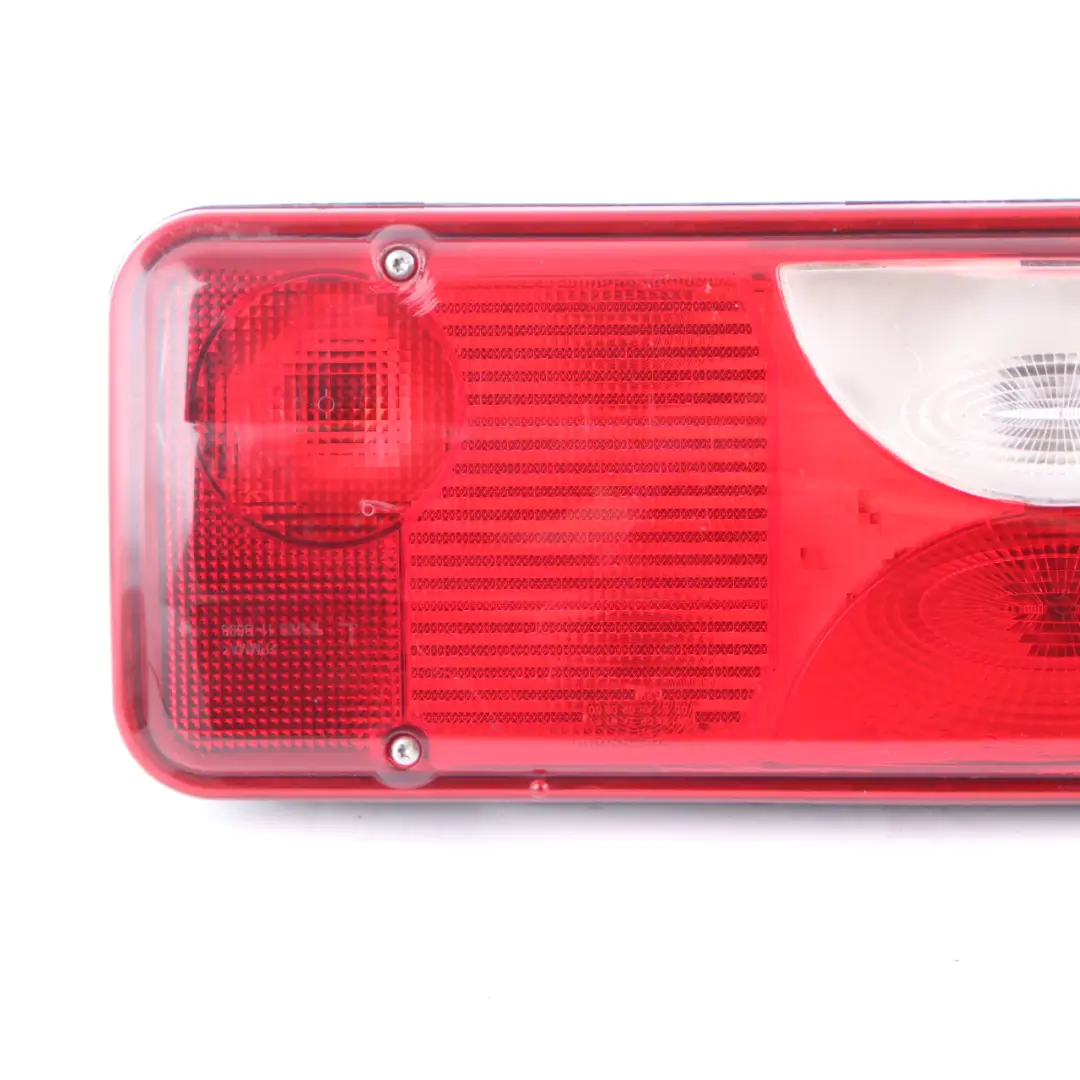 Luz Trasera Lado Izquierdo para Mercedes Sprinter W906 con número de pieza A9068201664 Mercedes Sprinter W906 Luz Trasera Lado Izquierdo - SKU A9068201664 - Número de pieza A9068201664