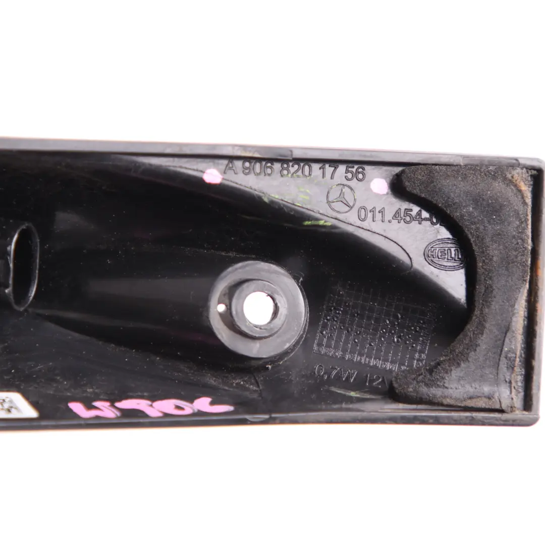 Mercedes W906 Lámpara Techo Marcador Superior LED Delantera Derecha - SKU A9068201756 - Número de pieza A9068201756