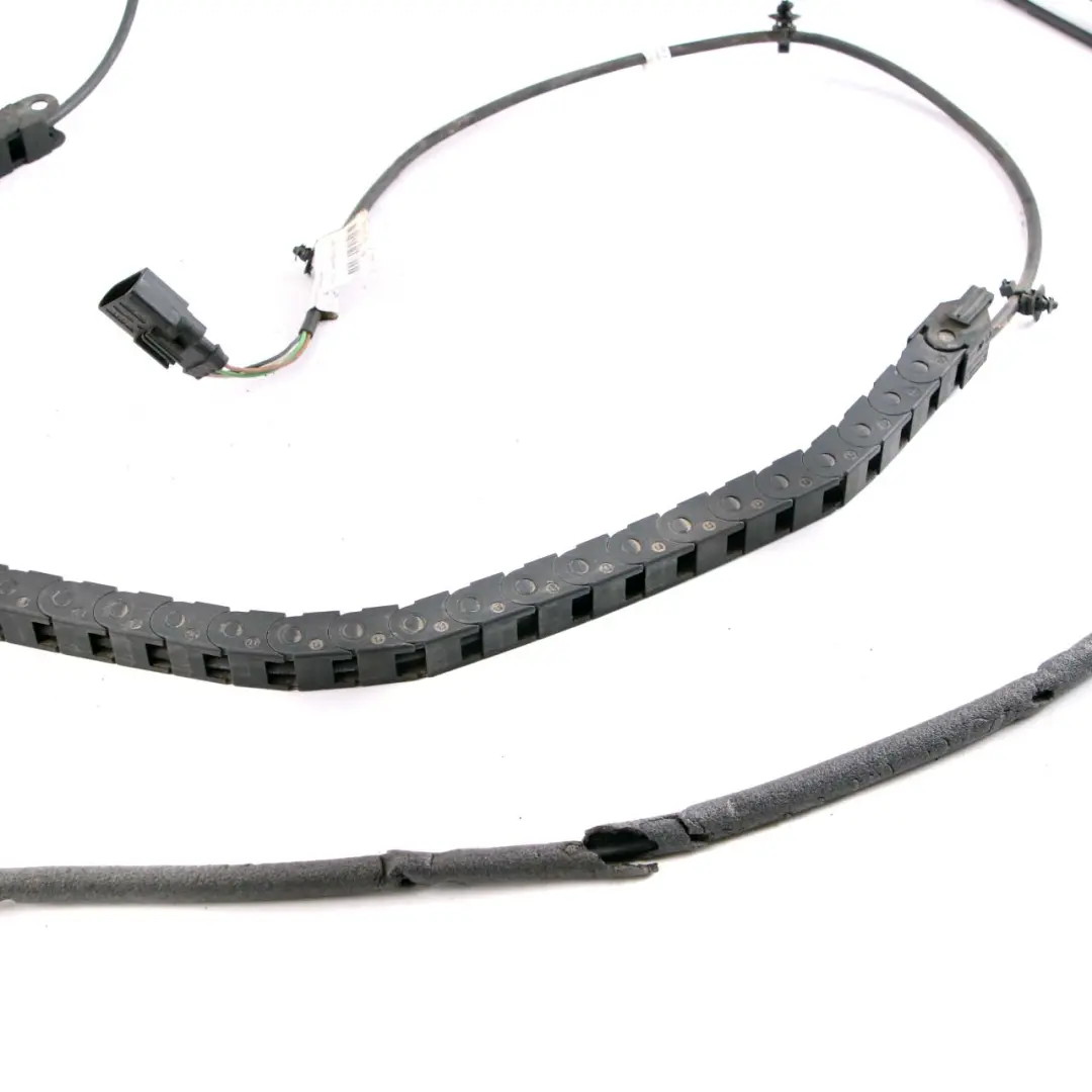 Mercedes-Benz Sprinter W906 Left N/S Sliding Door Cable Energy Chain to with Part number A9068203369 Mercedes-Benz Sprinter W906 Left N/S Sliding Door Cable Energy Chain - SKU A9068203369 - Part number A9068203369