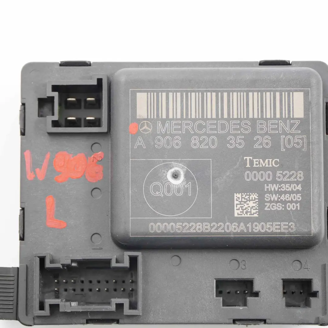 Módulo de puerta Mercedes W906 Delantero Derecho Unidad Control ECU para con número de pieza A9068203526 Módulo de puerta Mercedes W906 Delantero Derecho Unidad Control ECU - SKU A9068203526 - Número de pieza A9068203526