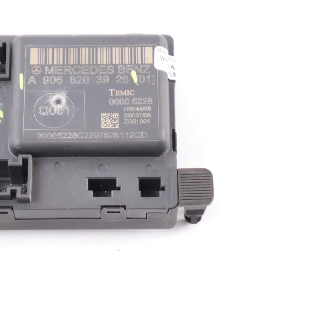 Türmodul Vorne Rechts Steuergerät für Mercedes Sprinter W906 mit Teilenummer A9068203926 Mercedes Sprinter W906 Türmodul Vorne Rechts Steuergerät - SKU A9068203926 - Teilenummer A9068203926