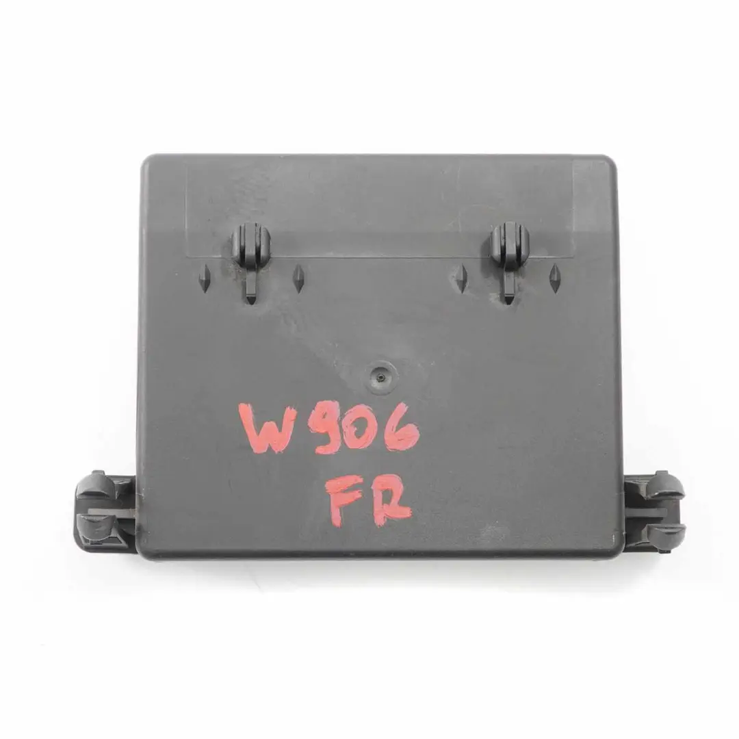 Türmodul vorne rechts Steuergerät für Mercedes Sprinter W906 mit Teilenummer A9068204126 Mercedes Sprinter W906 Türmodul vorne rechts Steuergerät - SKU A9068204126 - Teilenummer A9068204126