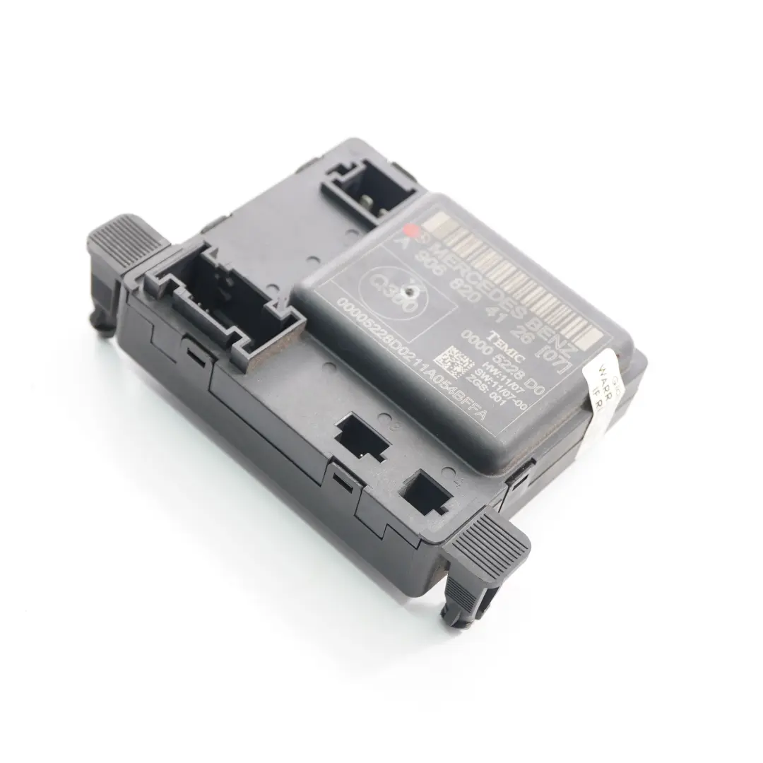 Módulo puerta delantera derecha Unidad control para Mercedes W906 con número de pieza A9068204126 Mercedes W906 Módulo puerta delantera derecha Unidad control - SKU A9068204126 - Número de pieza A9068204126