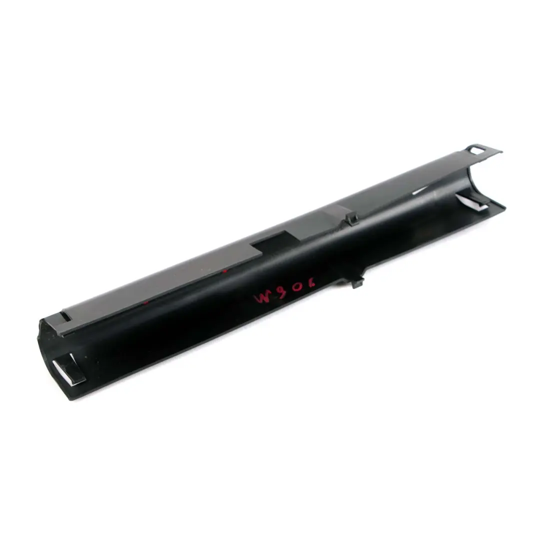 Mercedes W906 Couvercle de faisceau câblage câble de cabine arrière - SKU A9068210389 - Numéro de pièce A9068210389