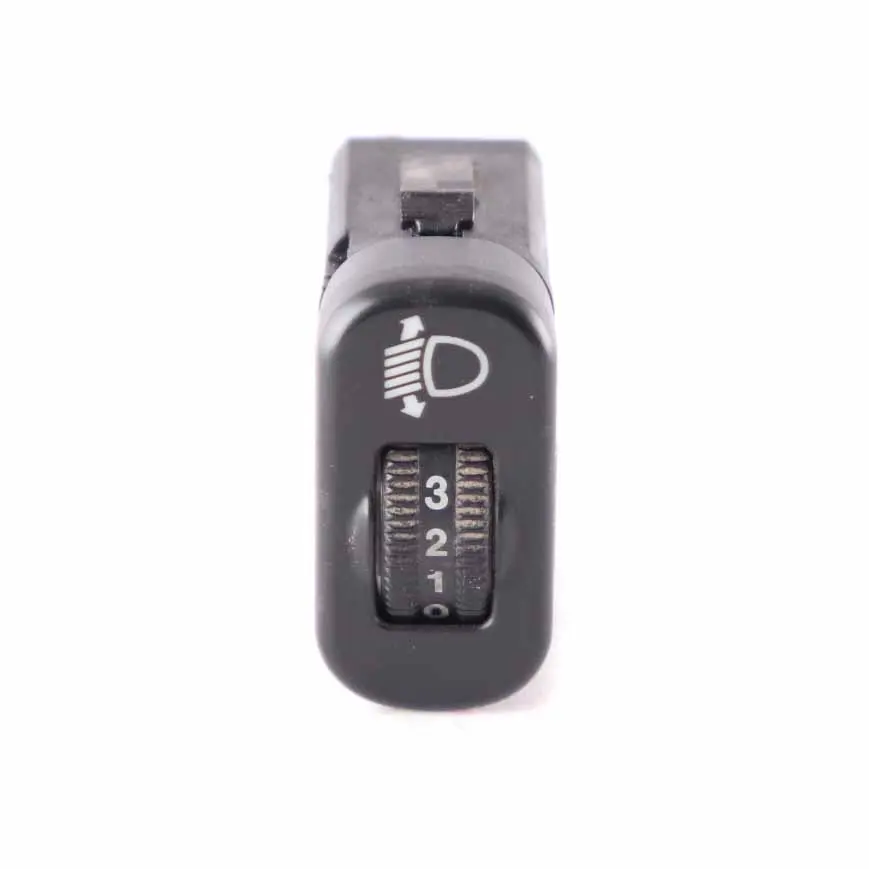 Scheinwerfereinstellschalter Lichtsteuergerät für Mercedes W906 mit Teilenummer A9068260038 Mercedes W906 Scheinwerfereinstellschalter Lichtsteuergerät - SKU A9068260038 - Teilenummer A9068260038