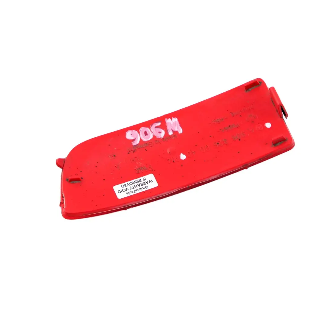 Paraurti Posteriore Riflettore Sinistro Rosso per Mercedes Sprinter W906 con numero di parte A9068260040 Mercedes Sprinter W906 Paraurti Posteriore Riflettore Sinistro Rosso - SKU A9068260040 - Numero di parte A9068260040