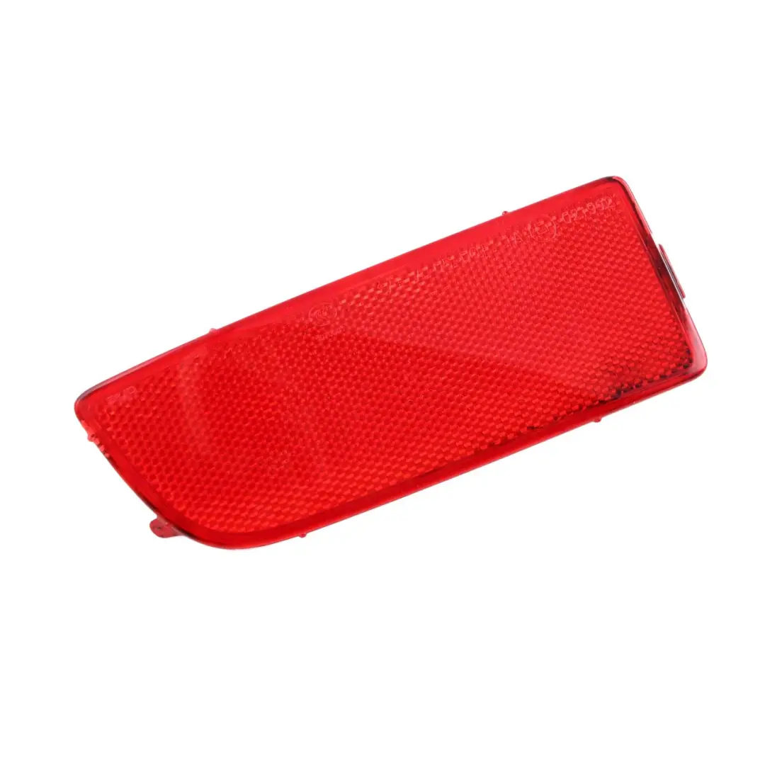 Paraurti Posteriore Riflettore Sinistro Rosso per Mercedes Sprinter W906 con numero di parte A9068260040 Mercedes Sprinter W906 Paraurti Posteriore Riflettore Sinistro Rosso - SKU A9068260040 - Numero di parte A9068260040