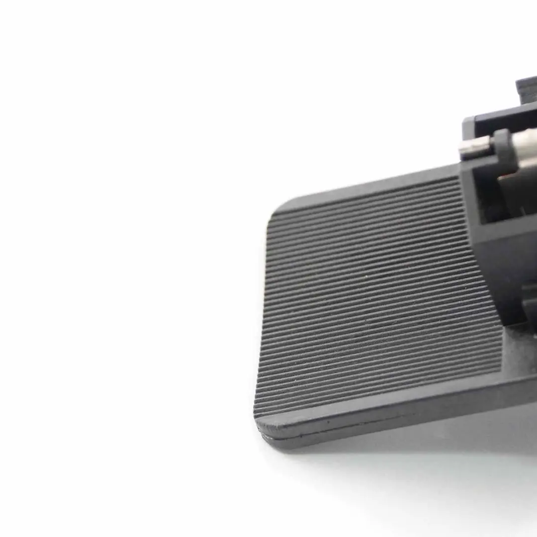 Douille de Lampe Phares Avant pour Mercedes Sprinter W906 à propos du numéro de pièce A9068260282 Mercedes Sprinter W906 Douille de Lampe Phares Avant - SKU A9068260282 - Numéro de pièce A9068260282