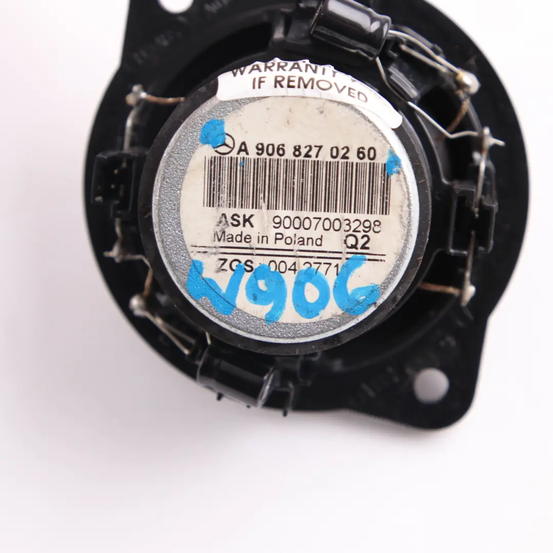 Dashboard Lautsprecher Vorderseite Mitte für Mercedes W906 mit Teilenummer A9068270260 Mercedes W906 Dashboard Lautsprecher Vorderseite Mitte - SKU A9068270260 - Teilenummer A9068270260