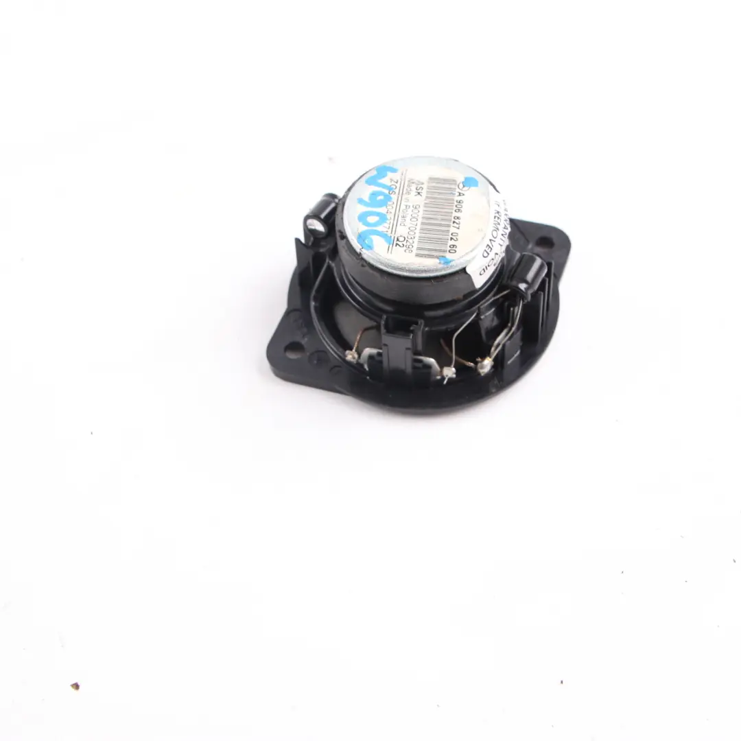 Mercedes W906 Salpicadero Altavoz Audio Delantero Central - SKU A9068270260 - Número de pieza A9068270260