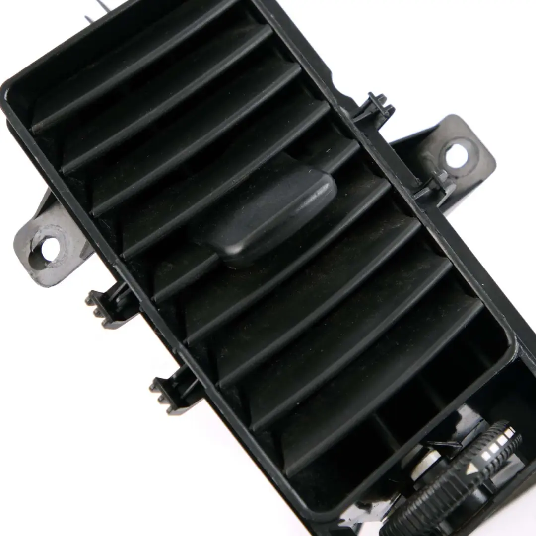 Cruscotto Bocchetta aria centrale destra Nero per Mercedes Sprinter W906 con numero di parte A9068300154 Mercedes Sprinter W906 Cruscotto Bocchetta aria centrale destra Nero - SKU A9068300154 - Numero di parte A9068300154