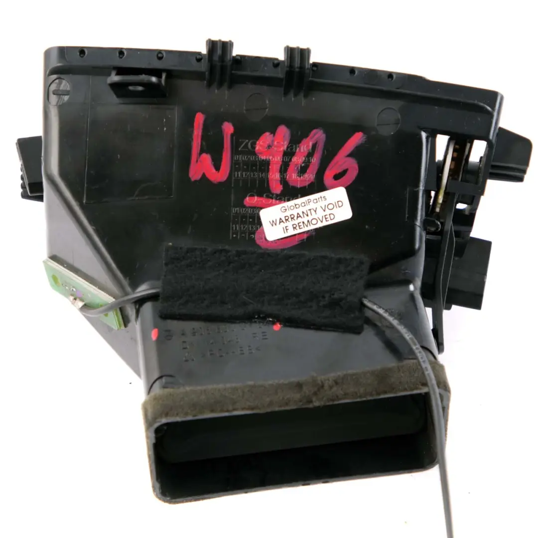 Salpicadero Ventilador Central Derecho Negro para Mercedes Sprinter W906 con número de pieza A9068300154 Mercedes Sprinter W906 Salpicadero Ventilador Central Derecho Negro - SKU A9068300154 - Número de pieza A9068300154