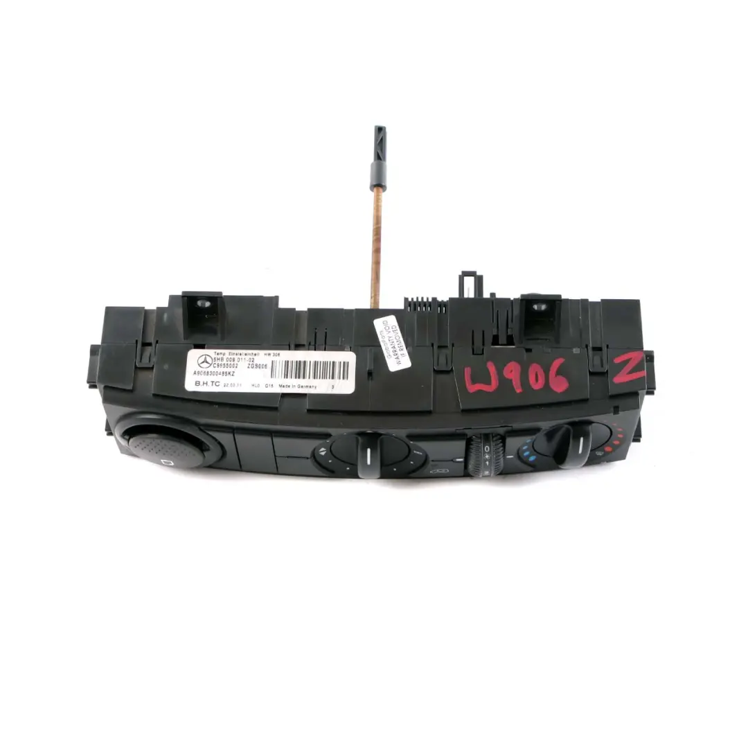 Pannello Controllo Dell'unità Condizionamento D'aria per Mercedes W906 con numero di parte A9068300485 Mercedes W906 Pannello Controllo Dell'unità Condizionamento D'aria - SKU A9068300485 - Numero di parte A9068300485