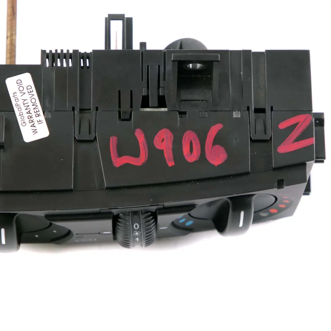 Klimagerät Bedienfeld für Mercedes W906 mit Teilenummer A9068300485 Mercedes W906 Klimagerät Bedienfeld - SKU A9068300485 - Teilenummer A9068300485