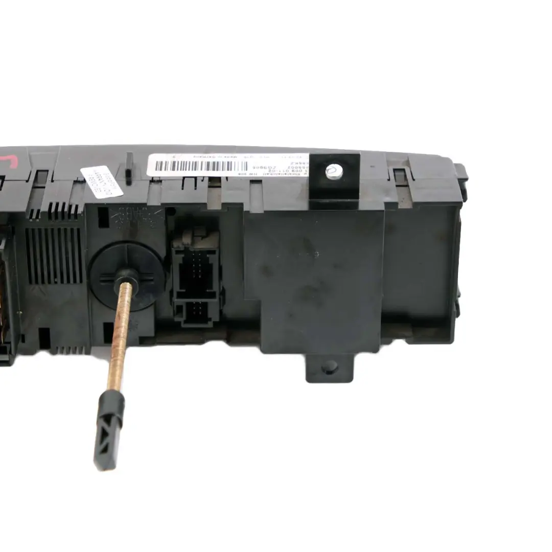  Panel De Control De La Unidad De Aire Acondicionado Mercedes W906 - SKU A9068300485 - Número de pieza A9068300485