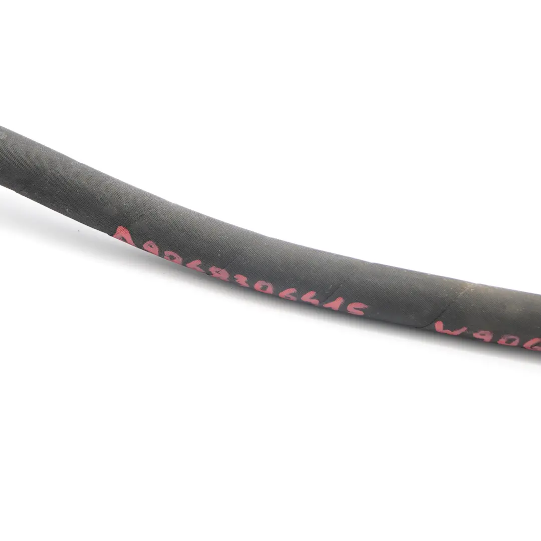 condizionata A/C Tubo flessibile aria per Mercedes Sprinter W906 Aria con numero di parte A9068306415 Mercedes Sprinter W906 Aria condizionata A/C Tubo flessibile aria - SKU A9068306415 - Numero di parte A9068306415