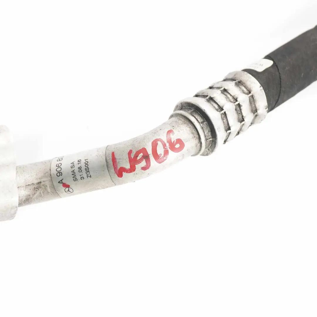 Climatisation A/C Tuyau D'air Conditionné pour Mercedes Sprinter W906 à propos du numéro de pièce A9068308600 Mercedes Sprinter W906 Climatisation A/C Tuyau D'air Conditionné - SKU A9068308600 - Numéro de pièce A9068308600