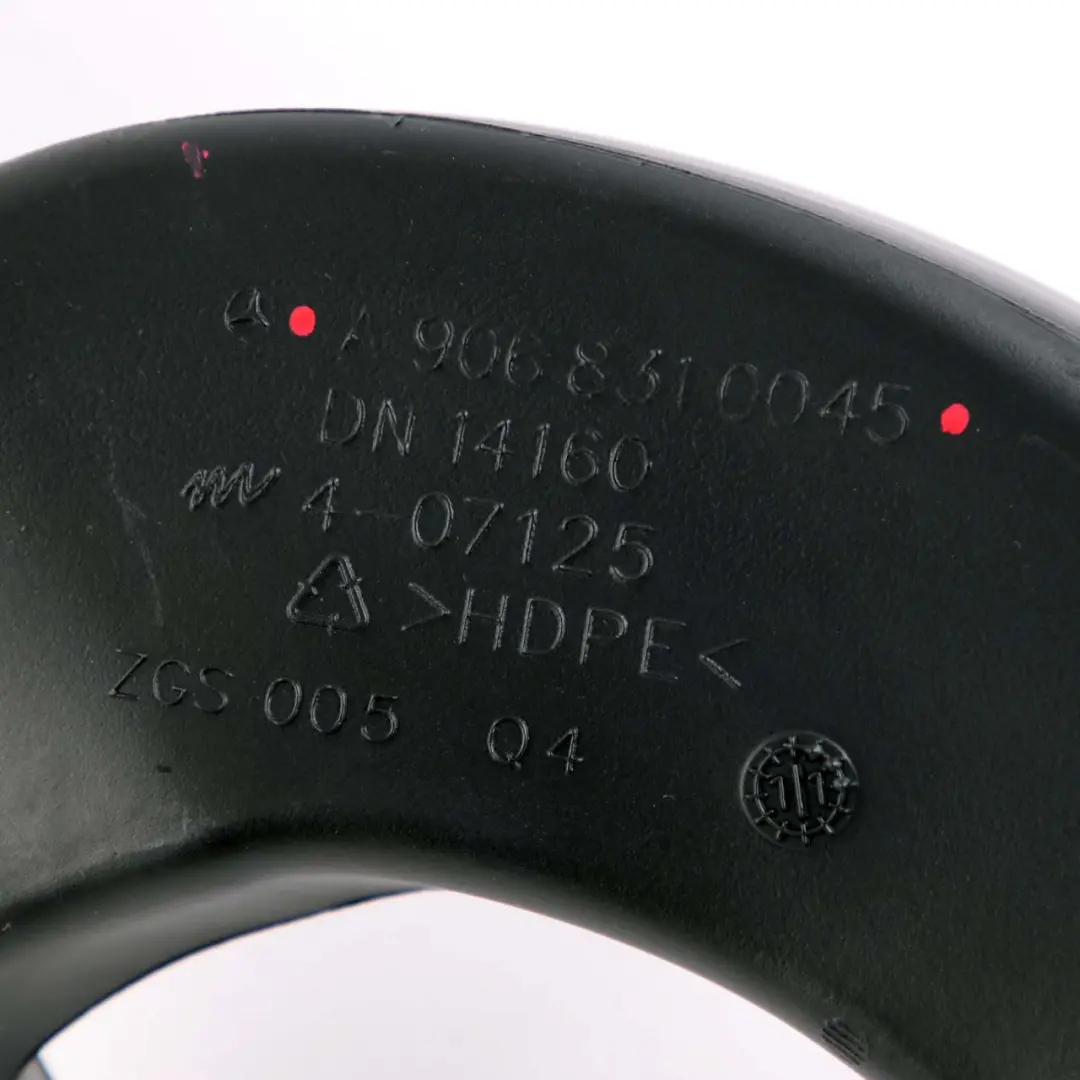 Mercedes-Benz Sprinter W906 Linker Luftkanal-Rohrführungskanal für mit Teilenummer A9068310045 Mercedes-Benz Sprinter W906 Linker Luftkanal-Rohrführungskanal - SKU A9068310045 - Teilenummer A9068310045