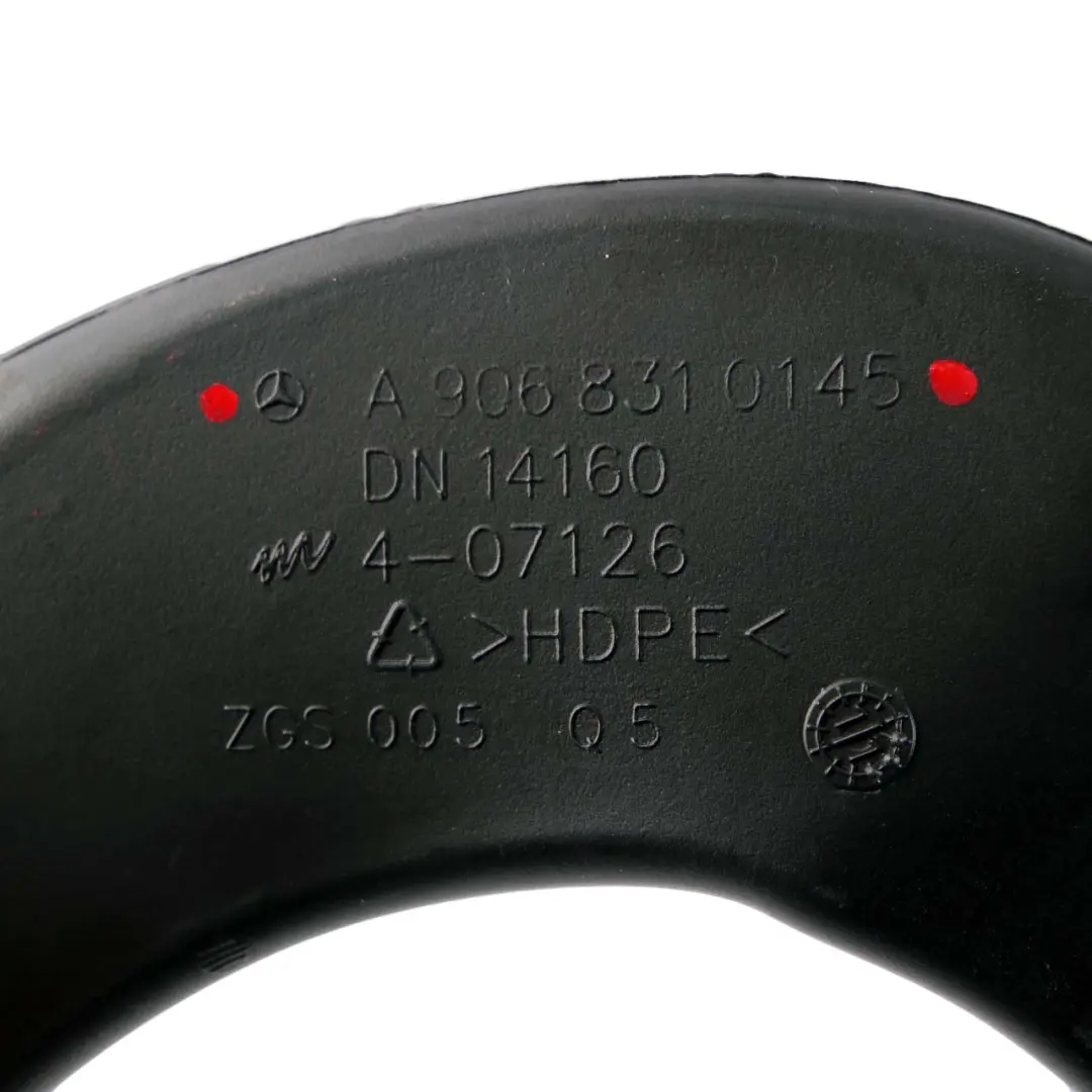 Mercedes-Benz Sprinter W906 Canal de guía tubo ventilación conducto aire para con número de pieza A9068310145 Mercedes-Benz Sprinter W906 Canal de guía tubo ventilación conducto aire - SKU A9068310145 - Número de pieza A9068310145