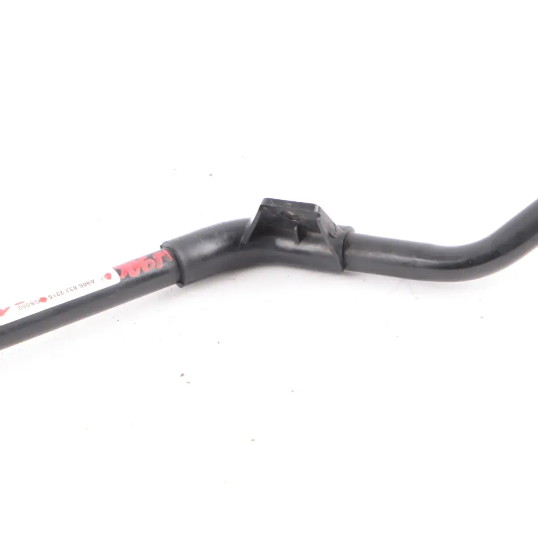 Mercedes Sprinter W906 Tuyau d'eau pour radiateur diesel - SKU A9068322215-1 - Numéro de pièce A9068322215