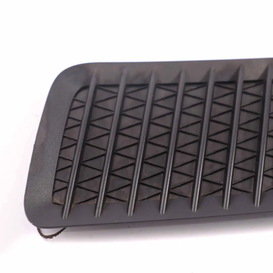 Bonnet Grille Air Inlet Hood Left N/S Trim to Mercedes Sprinter W906 with Part number A9068360818 Mercedes Sprinter W906 Bonnet Grille Air Inlet Hood Left N/S Trim - SKU rhd-A9068360818 - Part number A9068360818