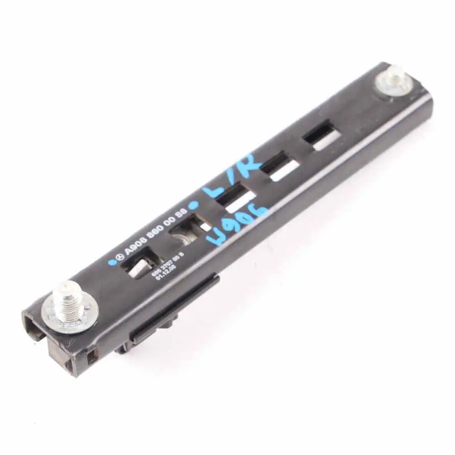 Cinturón de seguridad Mercedes W906 Regulador altura Delantero para con número de pieza A9068600088 Cinturón de seguridad Mercedes W906 Regulador altura Delantero - SKU A9068600088 - Número de pieza A9068600088