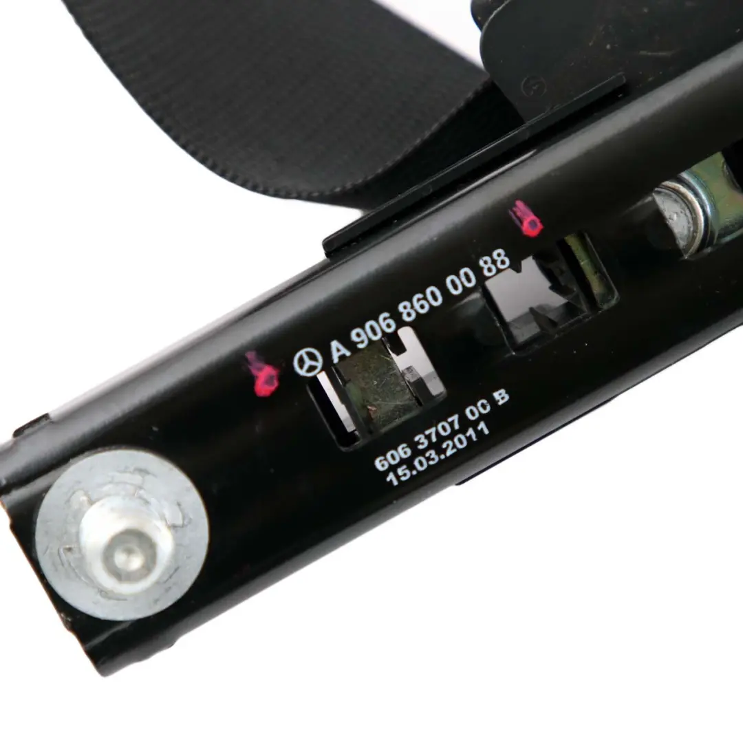 Front Left N/S Seat Belt Black to Mercedes Sprinter W906 with Part number A9068600285 Mercedes Sprinter W906 Front Left N/S Seat Belt Black - SKU A9068600285 - Part number A9068600285