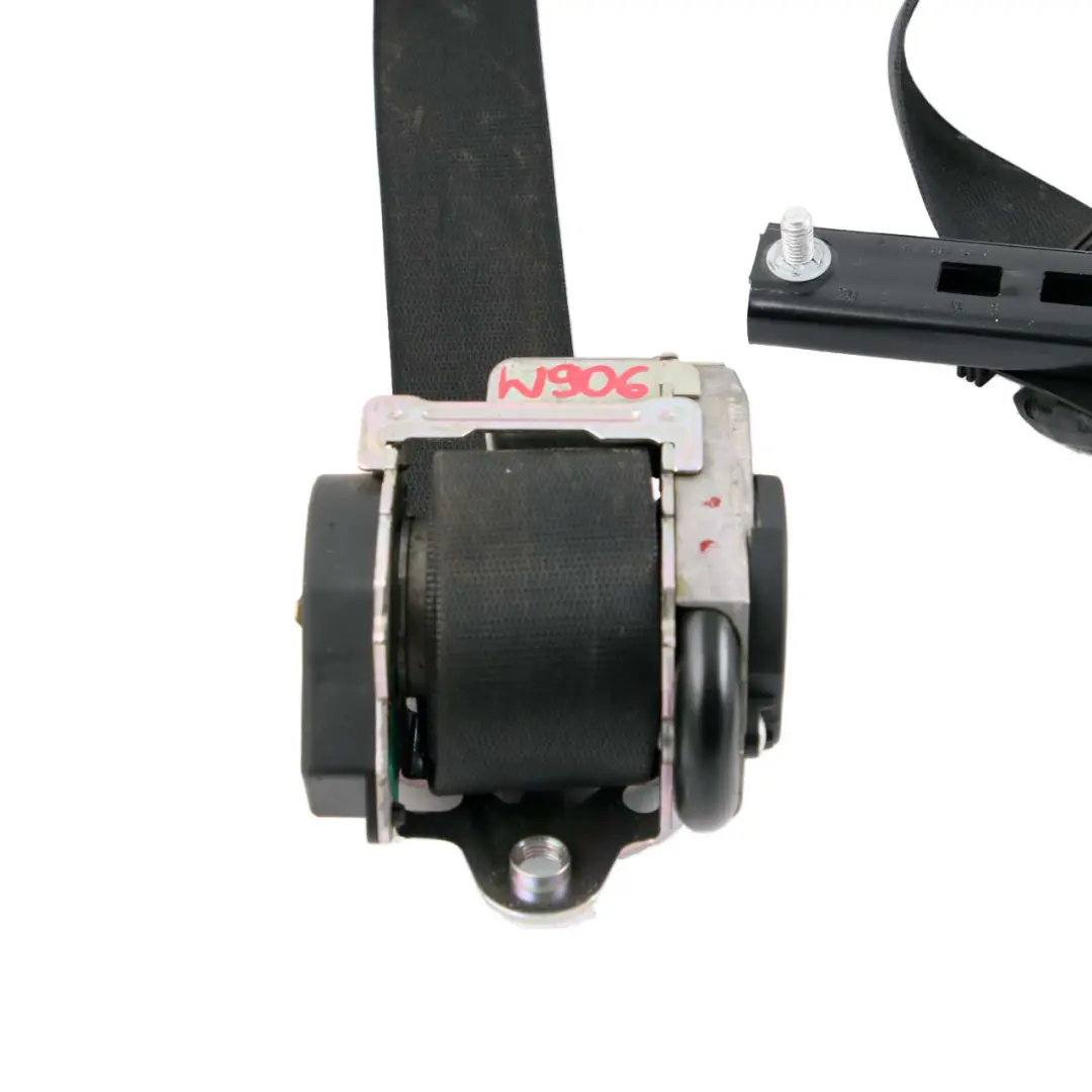 Cinturón De Seguridad Delantero Derecho Negro para Mercedes W906 con número de pieza A9068600485 Mercedes W906 Cinturón De Seguridad Delantero Derecho Negro - SKU A9068600485 - Número de pieza A9068600485