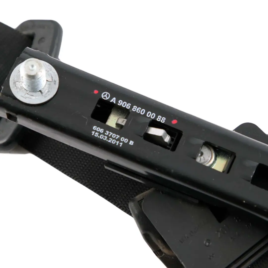 Mercedes W906 Cintura Di Sicurezza Anteriore Destra Nero - SKU A9068600485 - Numero di parte A9068600485